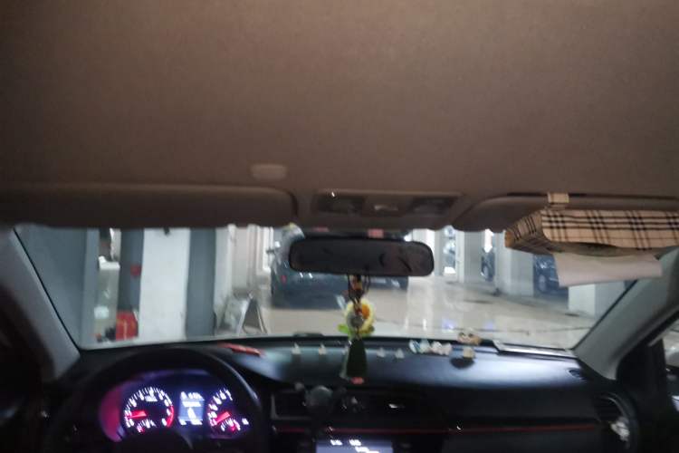 Used Kia KX Cross 2017 1.4L AT GLS