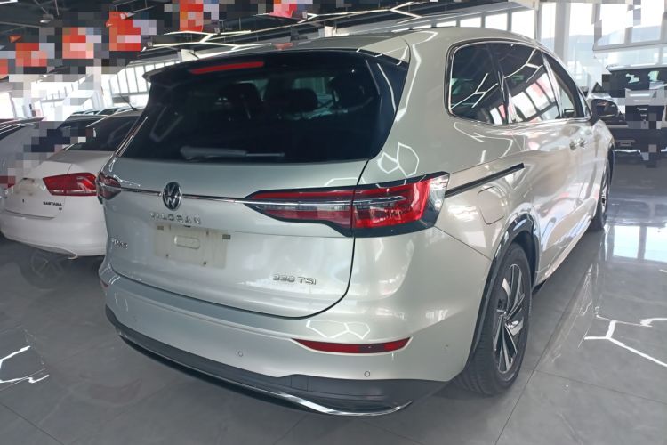 Used Volkswagen Viloran 2020 330TSI Luxury Edition
