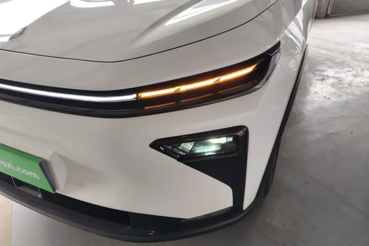 Used Livan Livan 7 2024 450km Executive Version
