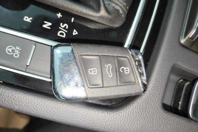 Used Volkswagen Magotan 2020 330TSI DSG Leading Model
