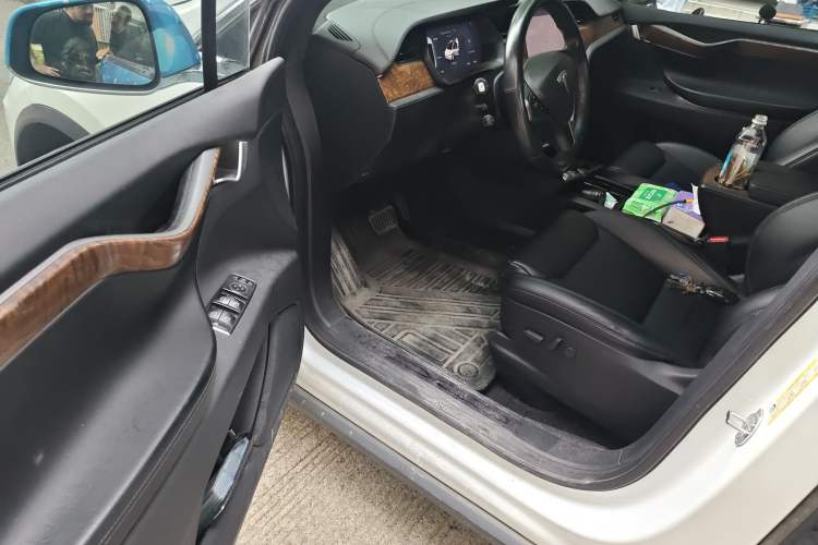 Used Tesla Model X 2019 Long-Range Version
