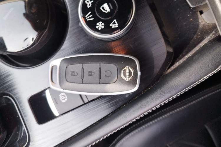 Used Nissan X-Trail 2023 e-POWER Ultra-Hybrid Dual-Motor All-Wheel-Drive Luxury Edition
