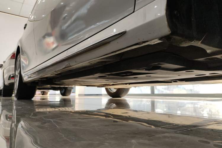 Used Toyota Camry 2023 2.0G Luxury Edition
