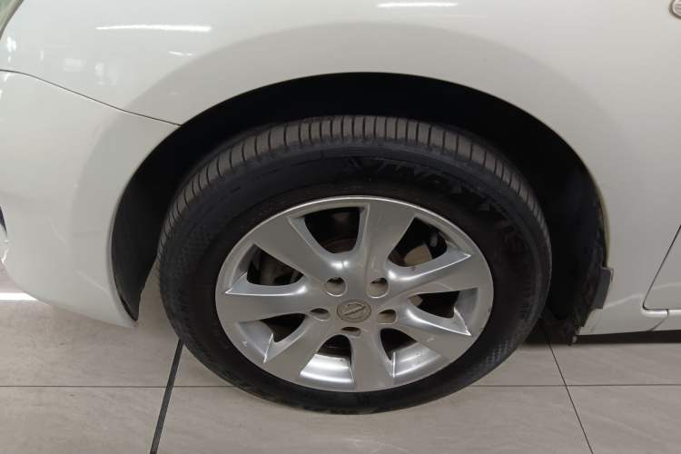 Used Nissan Tiida 2011 1.6L CVT Comfort Model
