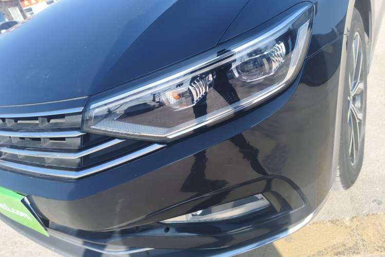 Used Volkswagen Magotan 2020 330TSI DSG Leading Model
