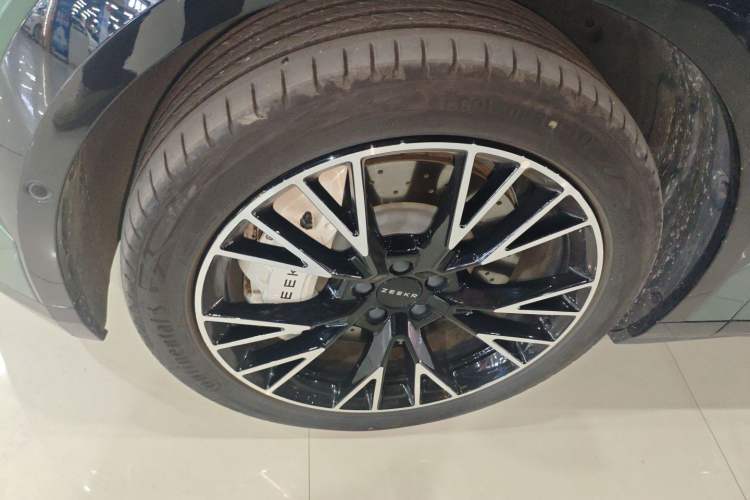 Used Zeekr X 2023 Four-Wheel Drive YOU Edition 4 Seats
