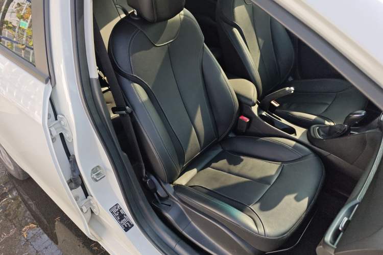 Used Buick GT 2018 18T Automatic Elite Model
