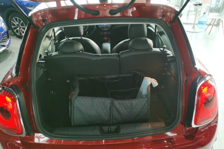 Used  MINI 2016 1.2T ONE Pioneer Edition
