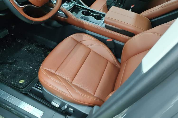 Used Lincoln Nautilus 2025 2.0T Four-Wheel Drive Luxury Edition