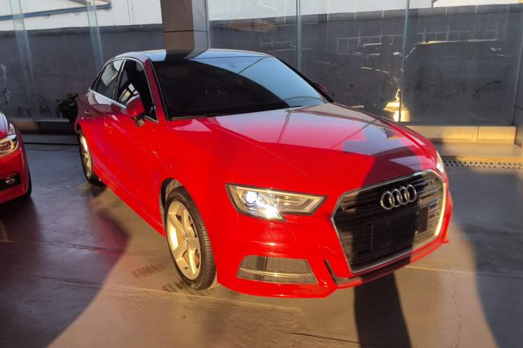 Used Audi A3 2018 30th Anniversary Edition Limousine 35 TFSI Fashion Model
