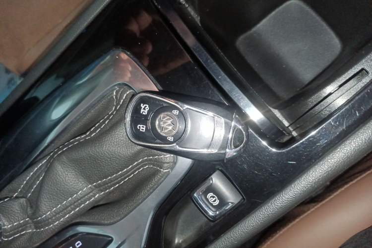 Used Buick Regal 2019 Revised 20T Luxury Version China VI Standard
