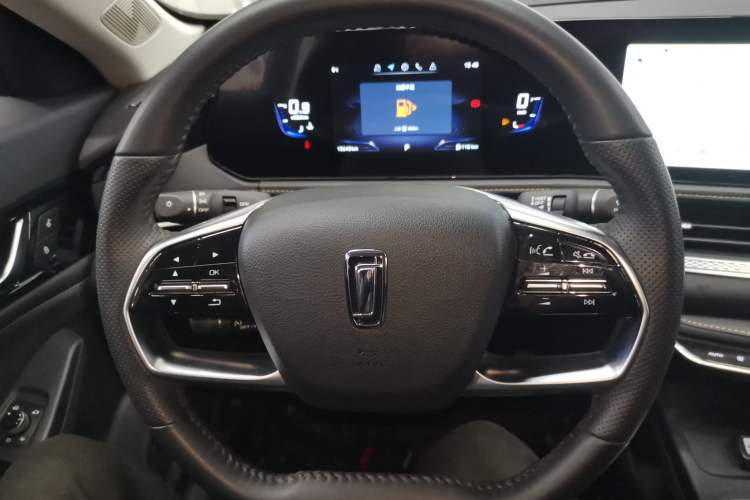 Used Bestune B70 2025 Dragon Edition 1.5T Enjoyment Model