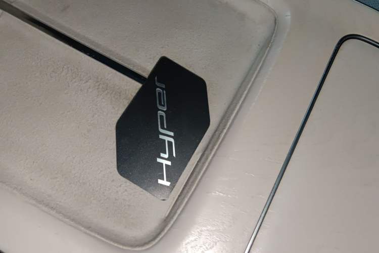 Used  GT 2023 560 Rear-Drive Seven-Wing Edition
