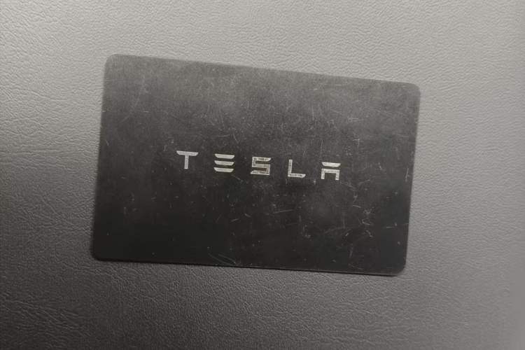 Used Tesla Model 3 2025 Rear-Wheel-Drive Version
