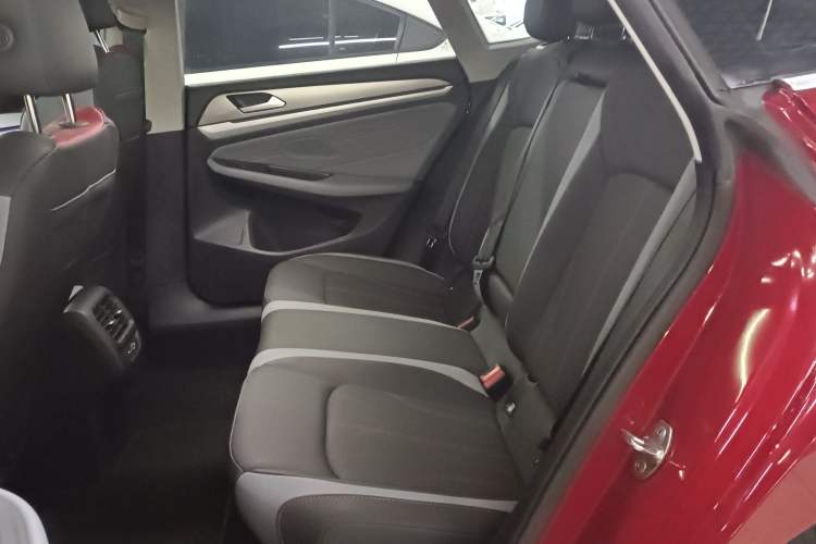 Used Volkswagen Lamando 2022 Lavida L 280TSI DSG Cool & Spicy Edition
