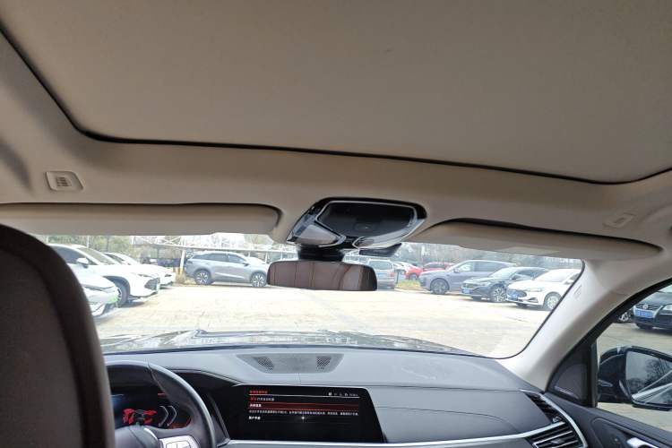 Used BMW X7 2022 xDrive40i Luxury Package with Leading Features
