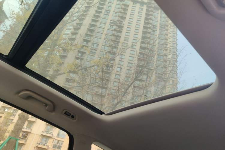 Used Wey VV6 2021 2.0T Two-Wheel Drive Smart Protection+
