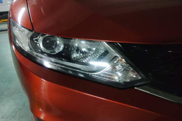 Used Honda Jade 2016 1.8L Automatic Comfort Elite Version 5 Seats
