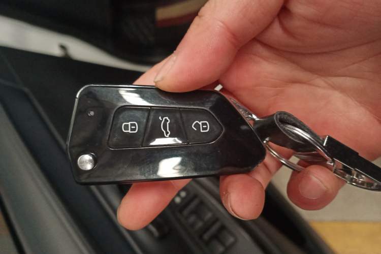 Used Toyota YARiS L 2022 X-Trail 1.5L CVT Leading PLUS Edition