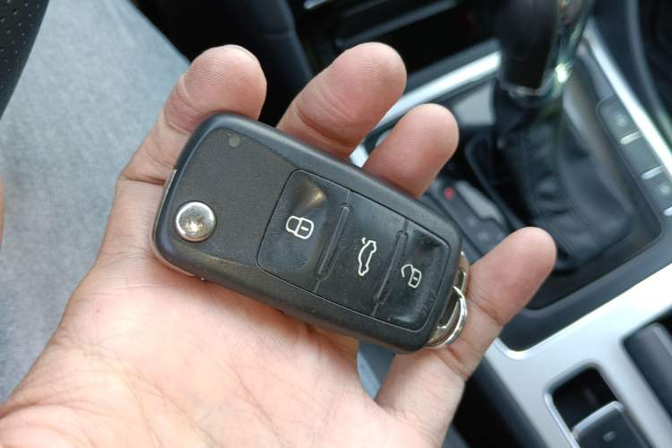 Used Volkswagen Passat 2014 1.8TSI DSG Prestige Edition
