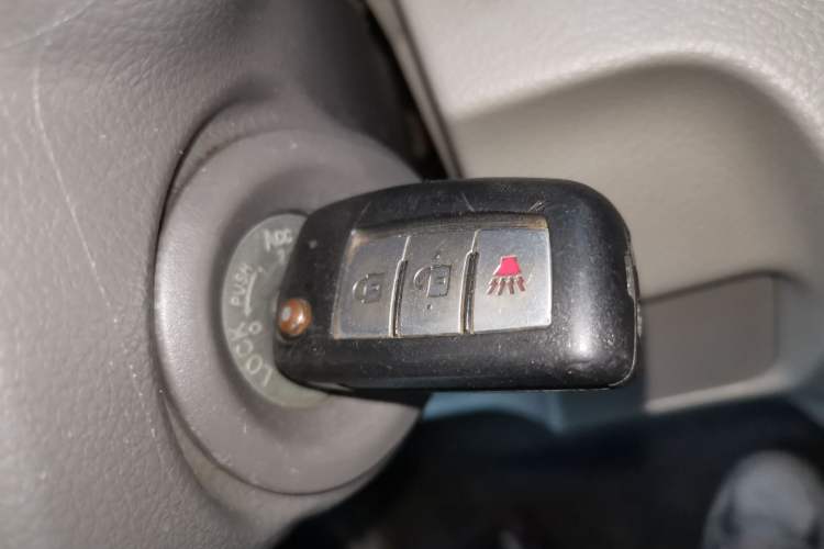 Used Nissan NV200 2016 Revised Version 1.6L Manual Luxury Edition