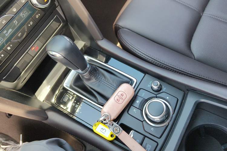 Used Mazda CX-4 2020 2.5L Automatic 2WD Sky-Drive Fun Edition
