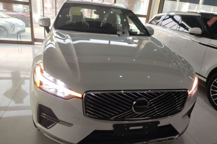 Used Volvo XC60 2026 B5 4x4 Smart Luxury Edition