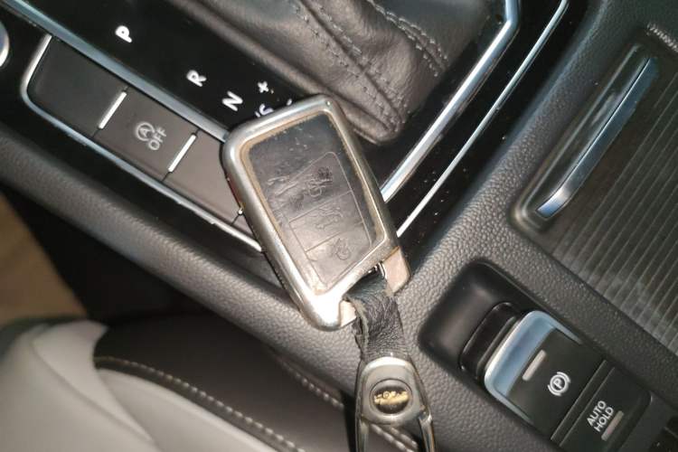 Used Volkswagen Magotan 2023 2 Million Units Limited Edition 330TSI DSG Leading Version
