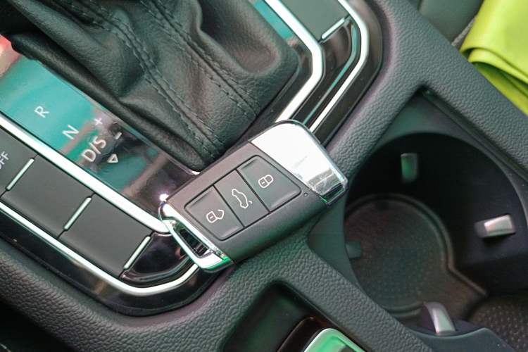 Used Volkswagen Magotan 2020 330TSI DSG Leading Model
