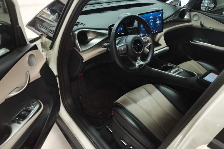 Used BYD Dolphin 2024 Honor Edition 420km Fashion Version
