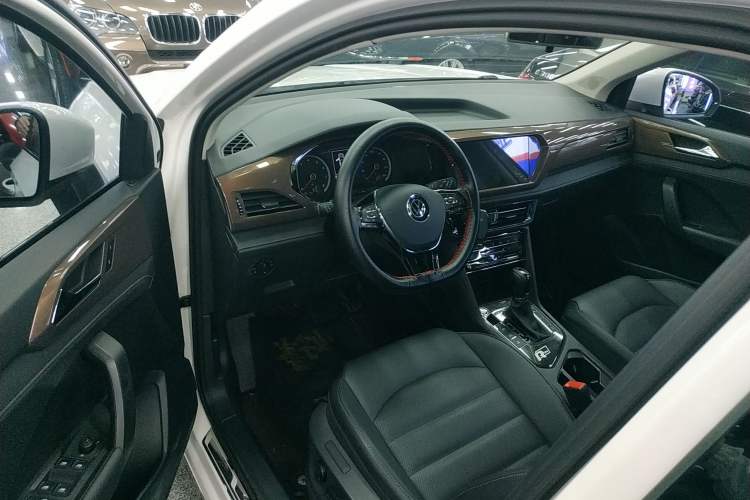 Used Volkswagen Tharu 2021 280TSI Two-Wheel Drive Comfort Edition