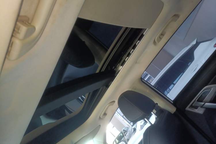 Used Geely Auto Emgrand X7 Sport 2021 1.8TD DCT Two-Wheel Drive Asian Games Comfort Edition
