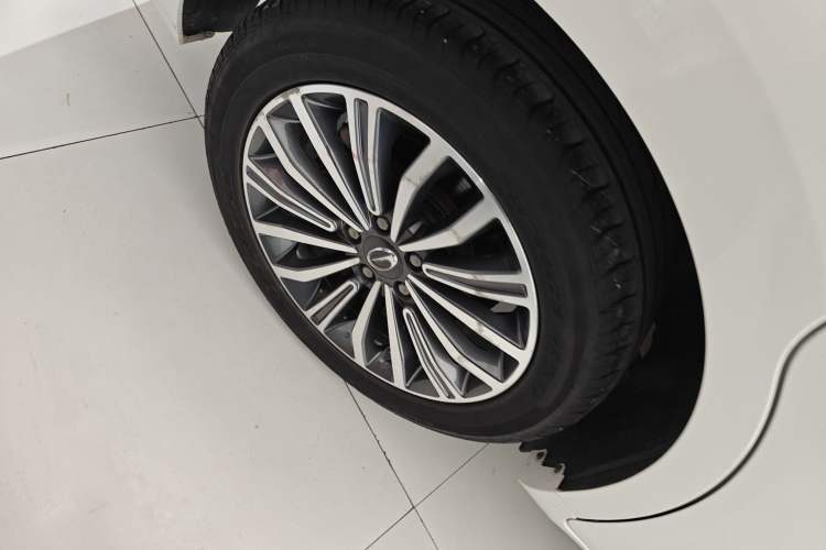 Used GAC Trumpchi M6 2021 270T DCT Luxury Edition (7-seater)
