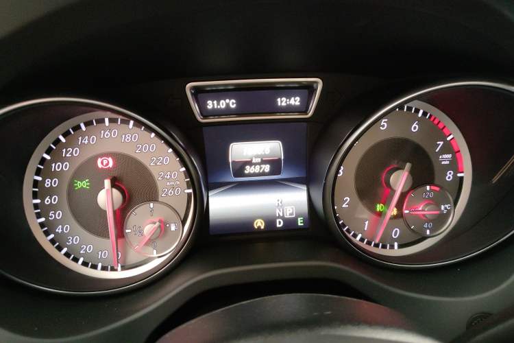 Used Mercedes-Benz GLA 2015 GLA 200 Fashion Model