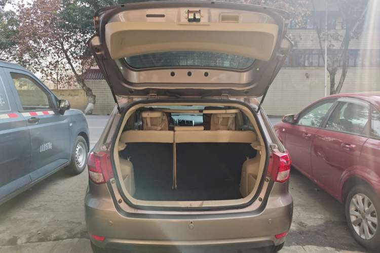 Used BAIC E Series 2012 Hatchback 1.5L Automatic Leshang Version