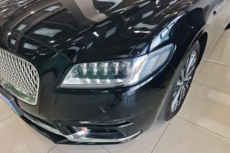 Used Lincoln Continental 2019 2.0T Two-Wheel Drive Zunya Version China VI Standard
