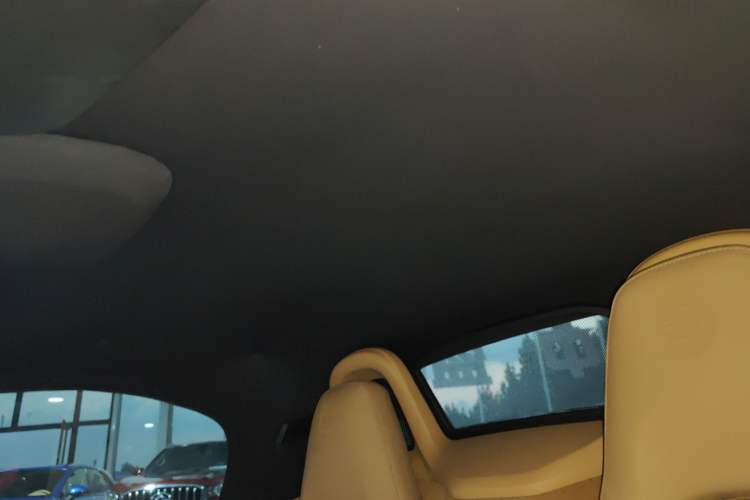 Used Porsche Boxster 2013 Boxster 2.7L
