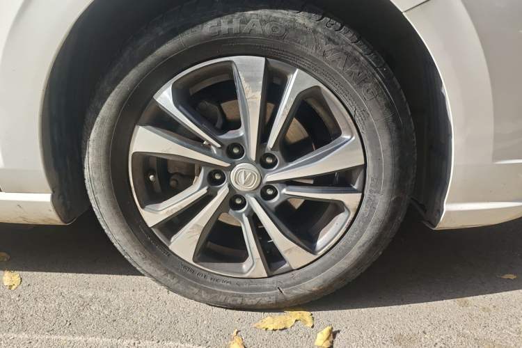 Used Changan Eado 2020 PLUS Blue Whale NE 1.4T GDI DCT Prestige Model
