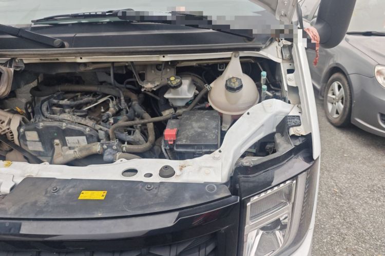 Used JMC Fushun 2022 2.0T Manual Multi-Function Passenger Vehicle Short Wheelbase Low Roof 6-Seater
