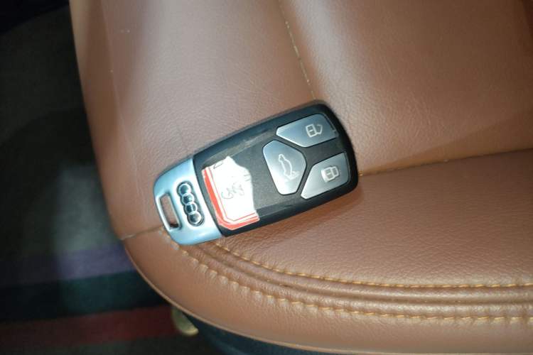 Used Audi A4L 2017 Plus 40 TFSI Ambition Model
