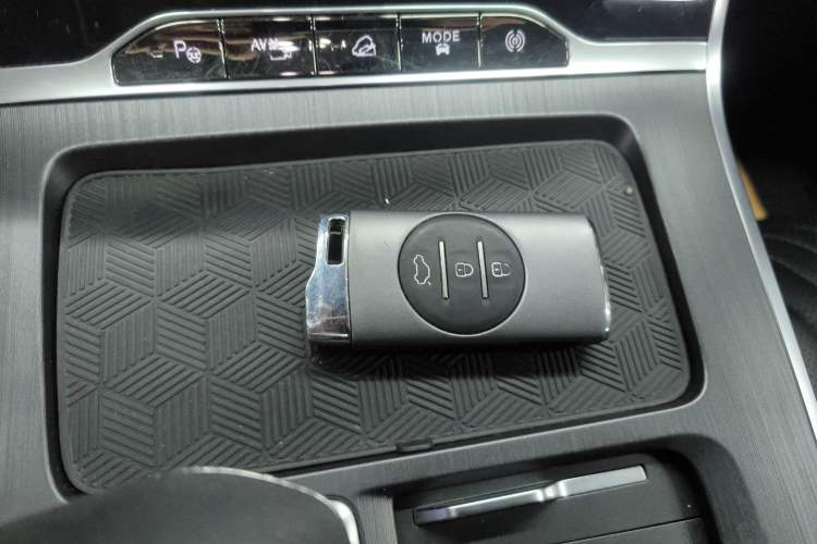 Used  Lingyun 2023 400T Two-Wheel-Drive Star Prestige Edition
