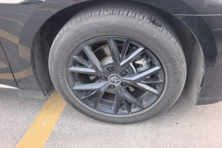 Used BYD Han 2024 DM-i Glory Edition 121KM Elite Model
