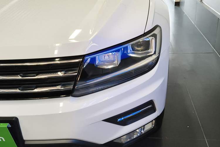 Used Volkswagen Tiguan L 2021 330TSI Automatic Two-Wheel Drive Smart Edition