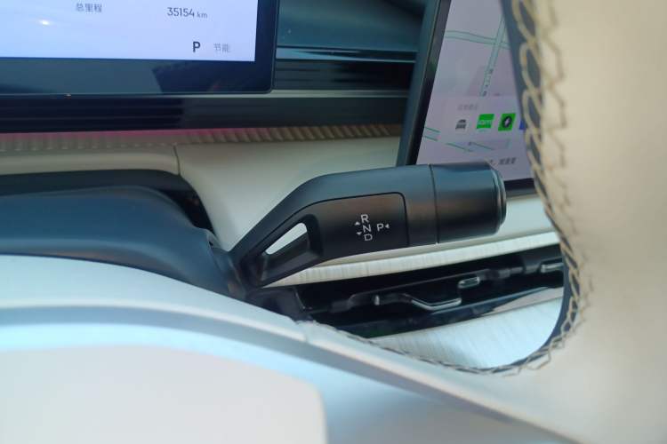 Used  E5 2024 530km Starship Edition
