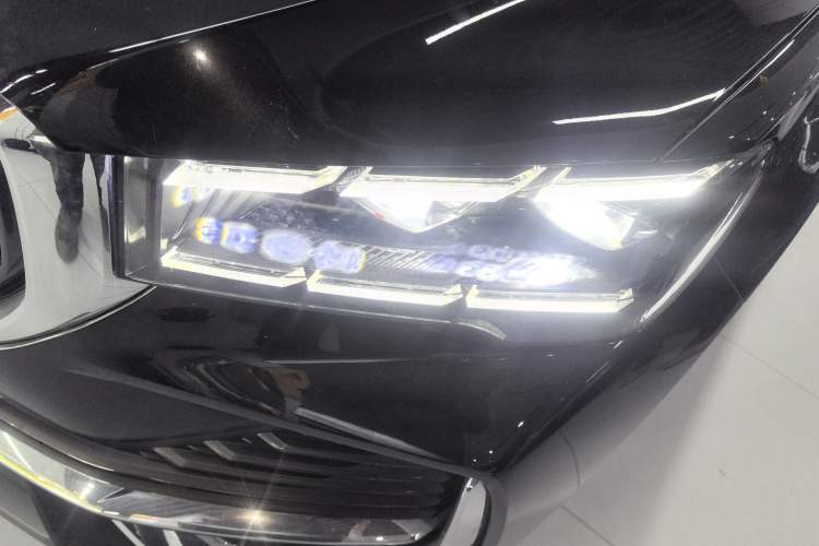 Used Geely Auto Monjaro L 2024 2.0TD High-Power Automatic Two-Wheel Drive Yunqi Version
