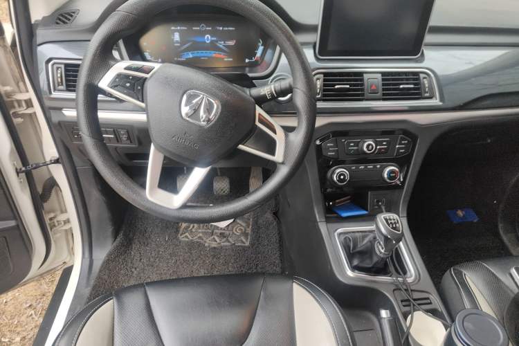 Used BAIC Weiwang M60 2017 1.5L Manual Platinum Edition