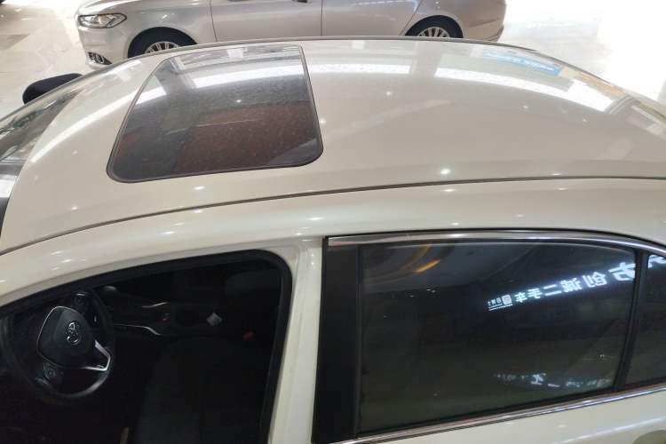 Used Toyota Levin 2019 Dual-Engine 1.8H E-CVT Luxury Edition China VI Standard