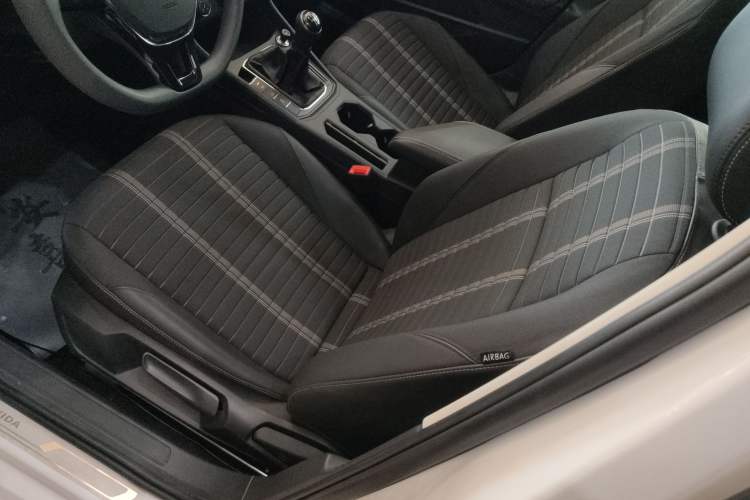 Used Volkswagen Lavida 2018 1.5L Manual Comfort Edition China V Standard