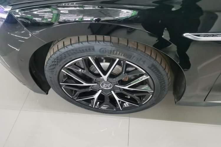 Used BYD Han 2022 EV Genesis Edition 610KM All-Wheel Drive Premium Model