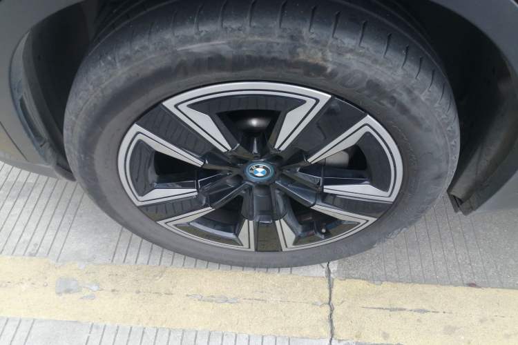 Used BMW iX3 2021 Leading Model